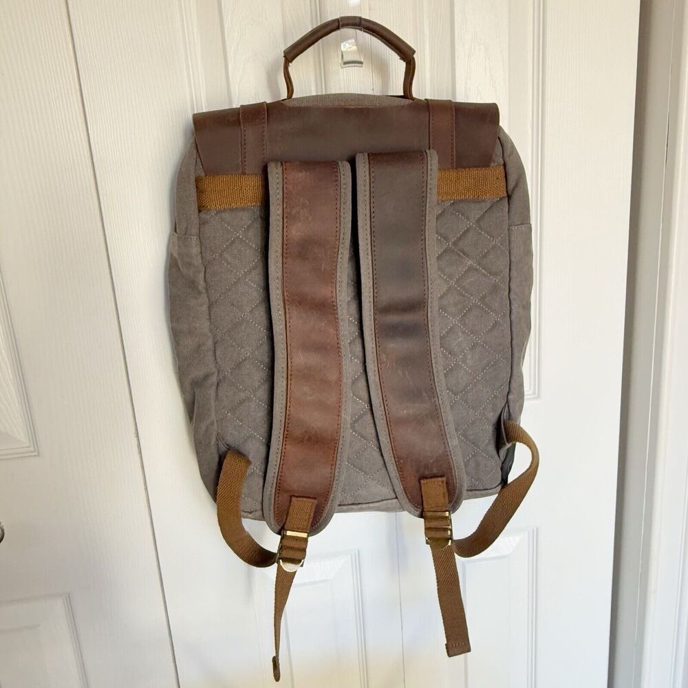 Rugged canvas hipster adventure backpack - Picture 2 of 16